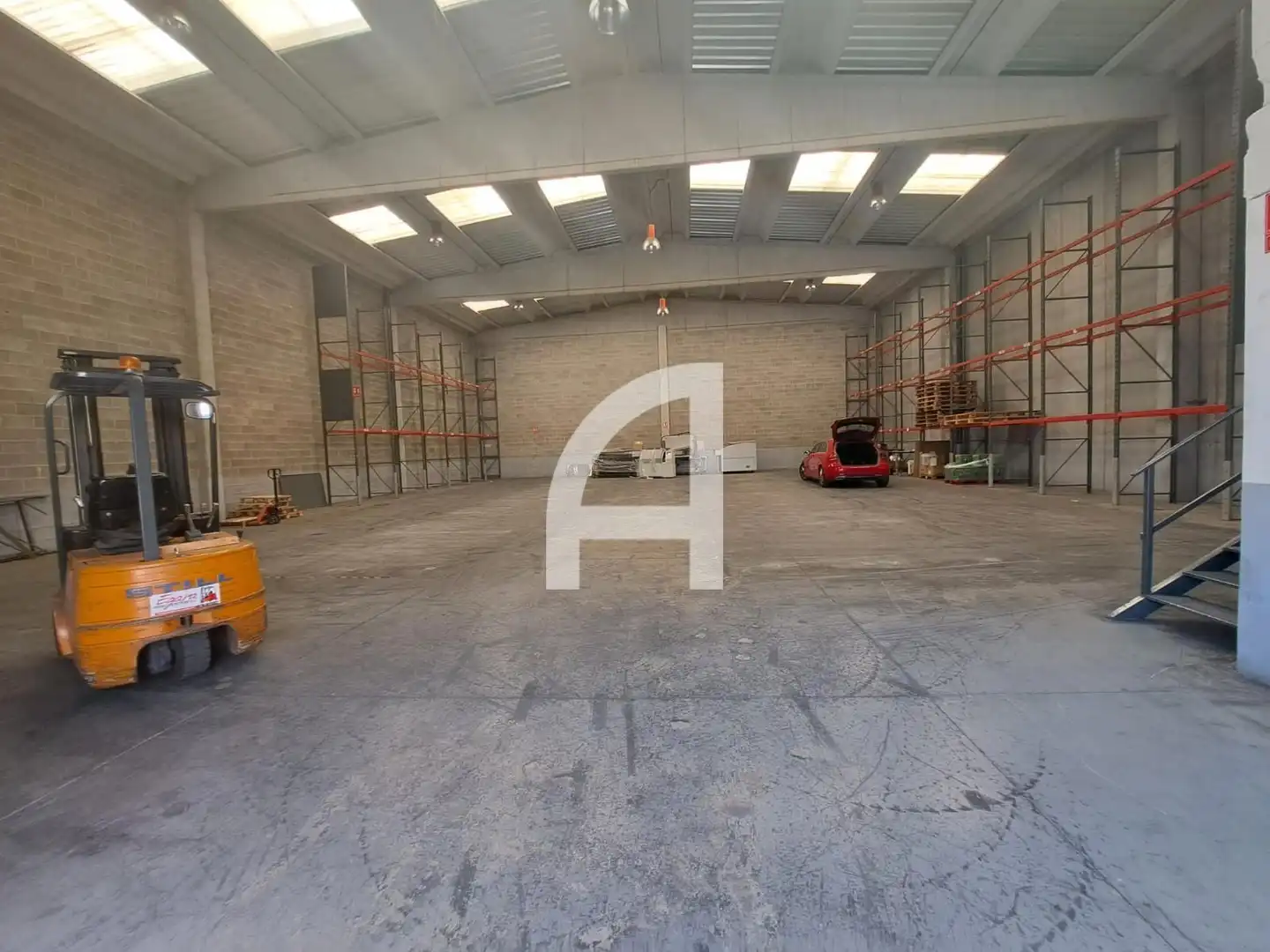 Nave industrial de alquiler en Molins de Rei