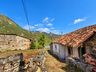 Casa en venda a Amieva - Vega de Pervis s/n