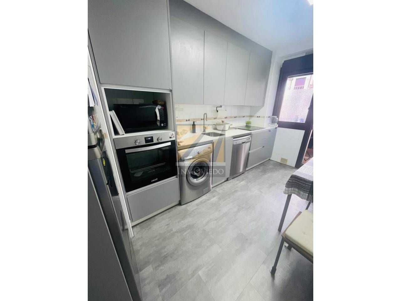 Kitchen of Flat for sale in Oviedo   with Heating, Terrace and Storage room