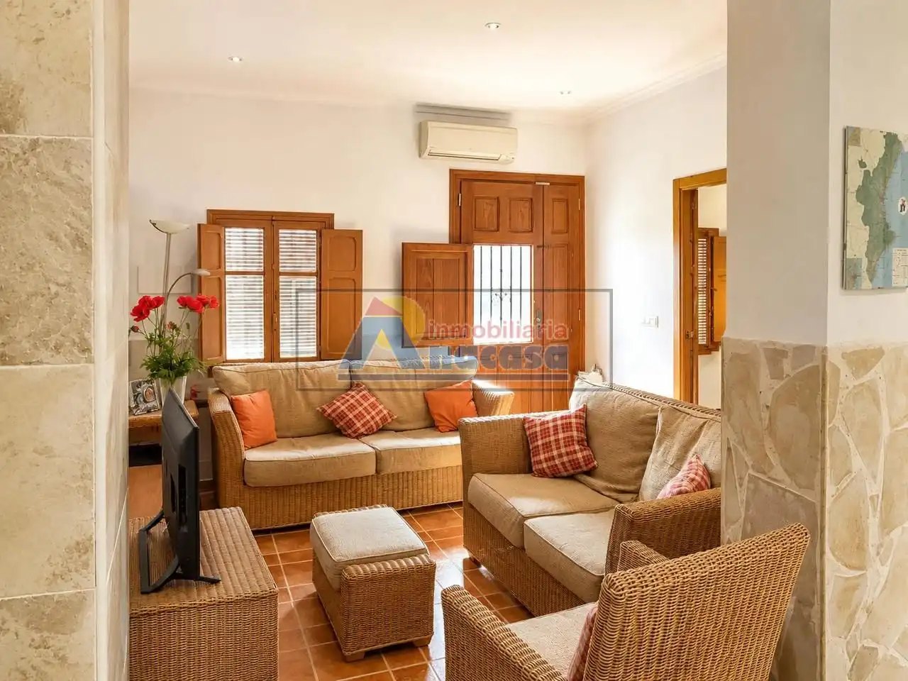Sala d'estar de Casa o xalet en venda en Oliva amb Aire condicionat, Terrassa i Traster
