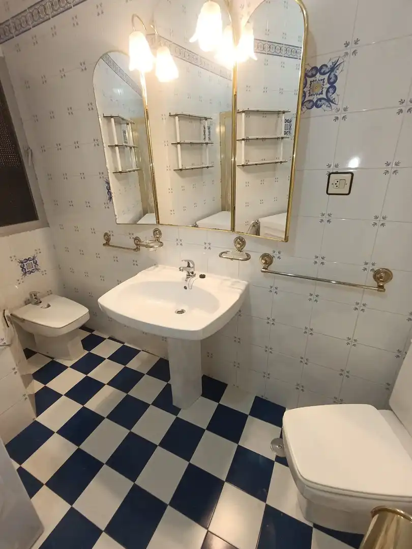 Baño de Piso en venta en Linares con Aire acondicionado y Calefacción