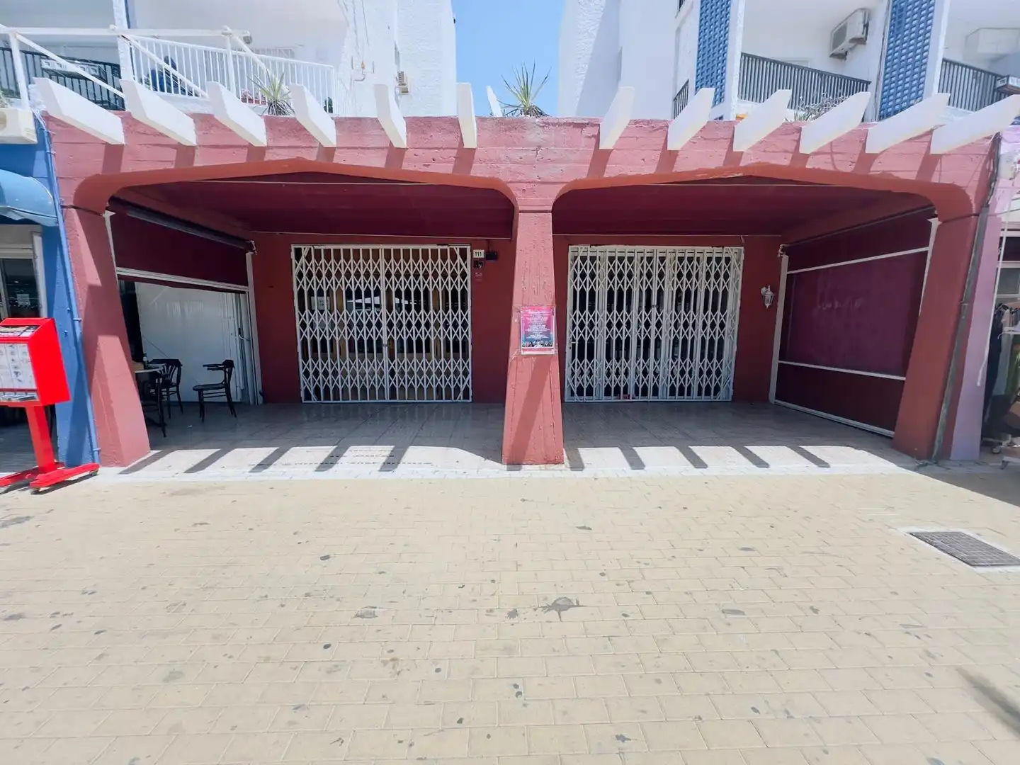 Local comercial en venta en Roquetas de Mar ciudad, imagen 2