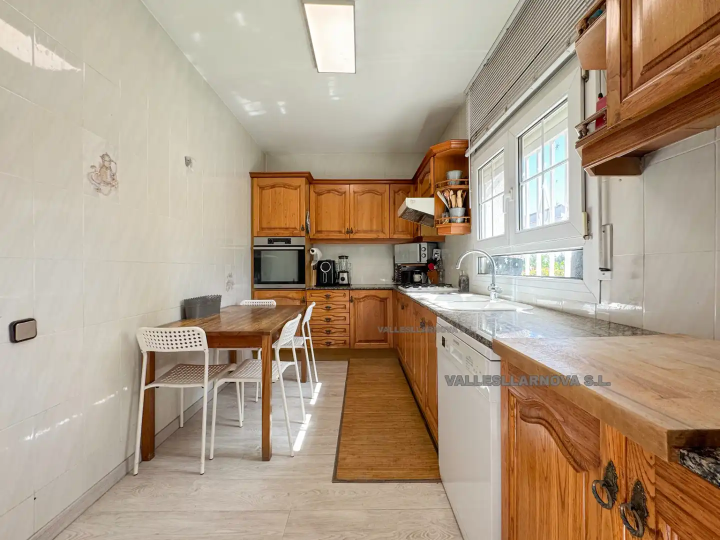 Kitchen of Houses for sale in Parets del Vallès  with Heating, Private garden and Parquet flooring