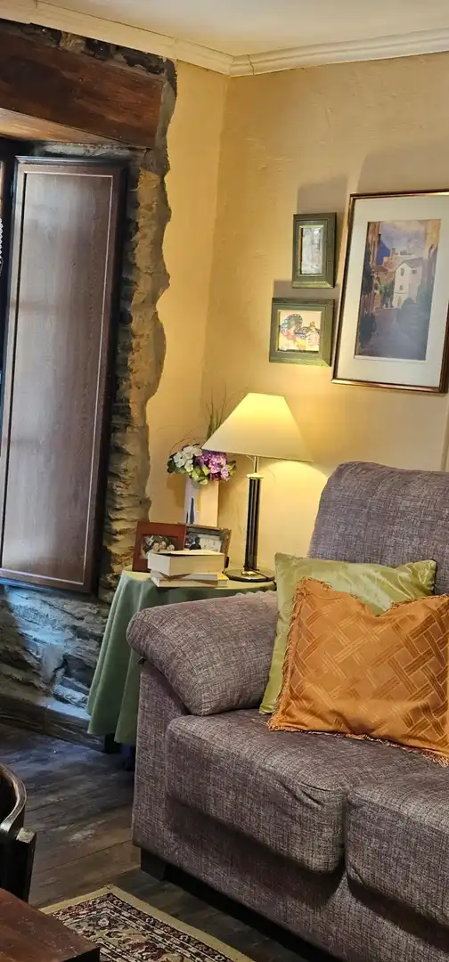 Sala d'estar de Finca rústica en venda en Ponferrada amb Jardí privat