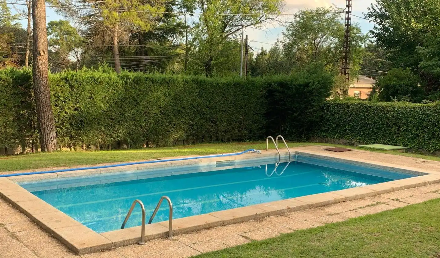 Piscina de Casa o xalet en venda en Guadarrama amb Terrassa i Moblat