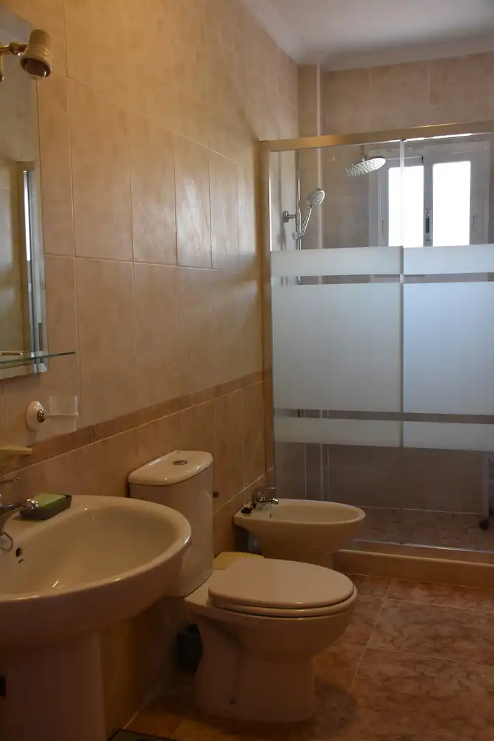 Baño de Dúplex en venta en Orihuela con Terraza, Piscina y Amueblado