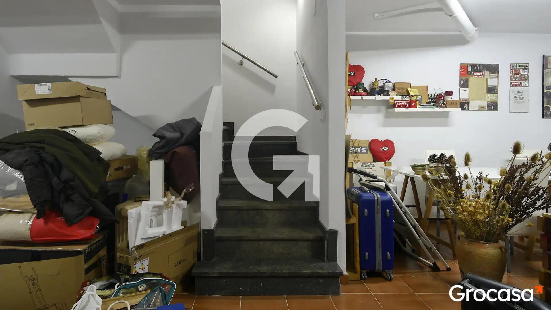 Casa adosada en venda en Sagunto / Sagunt amb Aire condicionat, Terrassa i Traster