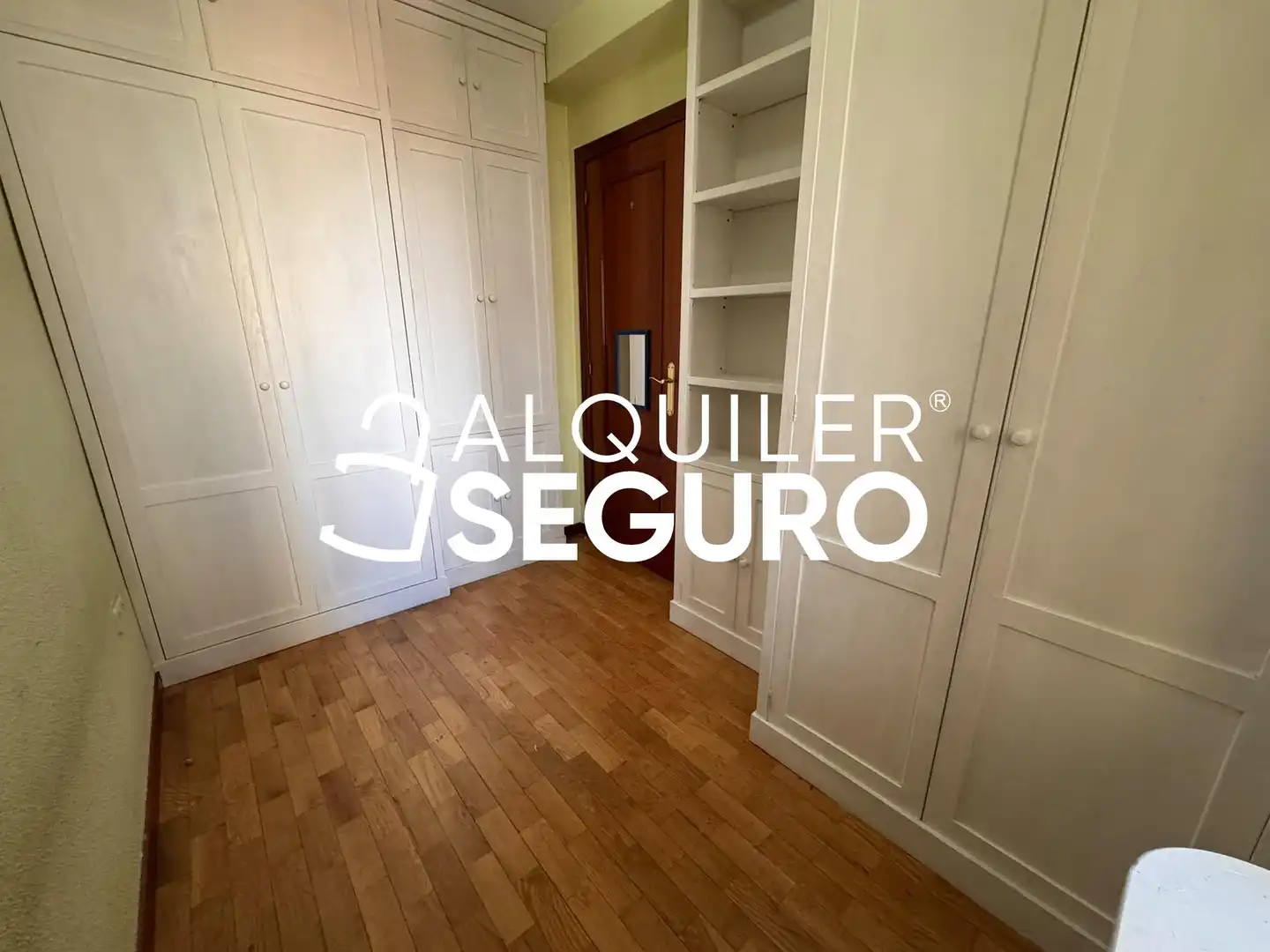 Bedroom of Flat for rent in Madrid  with Heating and Furnished