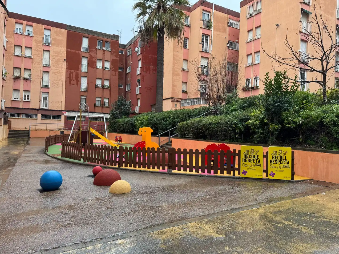 Parkplatz von Erdgeschoss zum Verkauf in Gavà mit Klimaanlage, Heizung und Terrasse