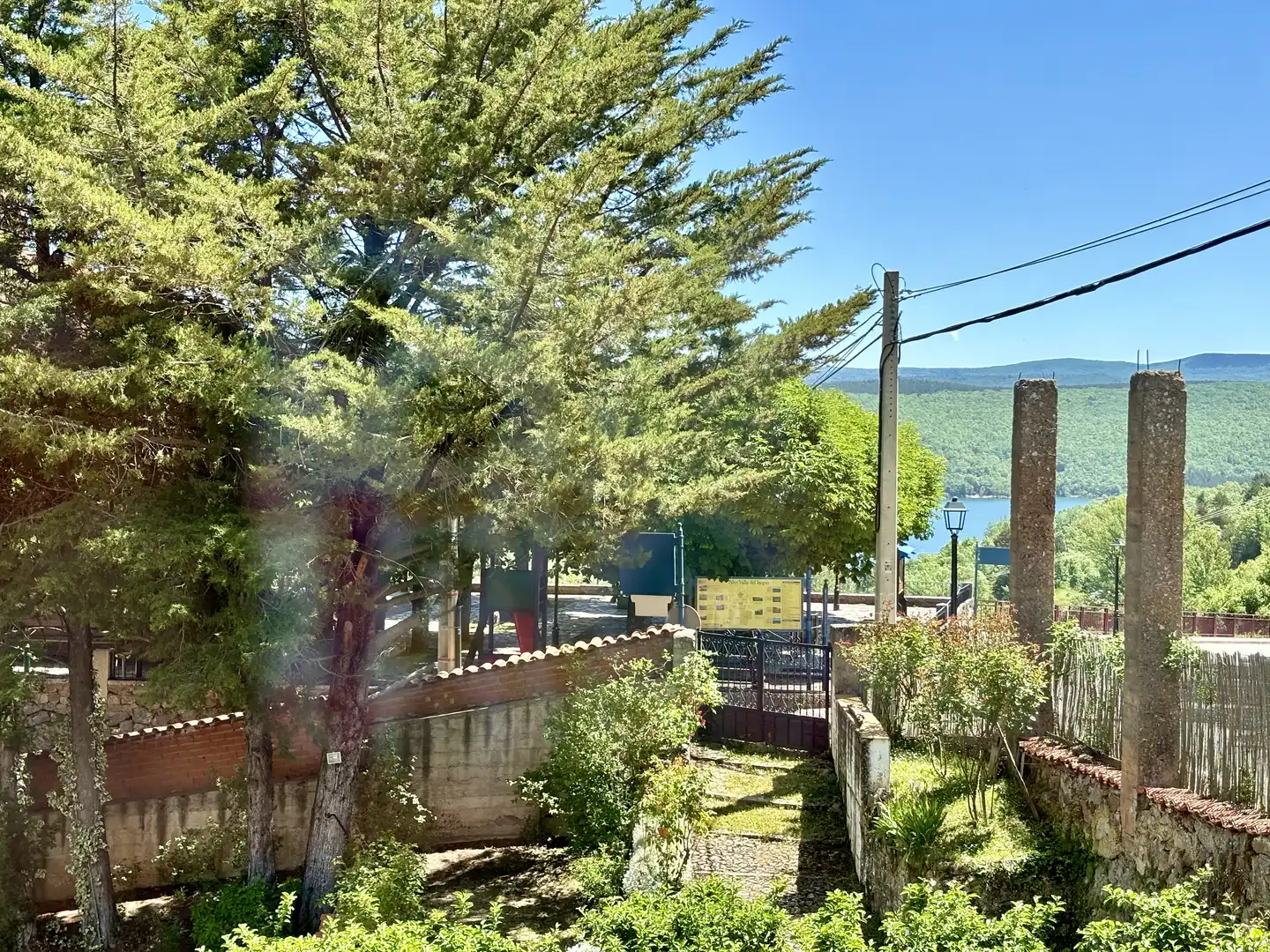 Vista exterior de Piso en venta en Ortigosa de Cameros con Calefacción, Amueblado y Balcón