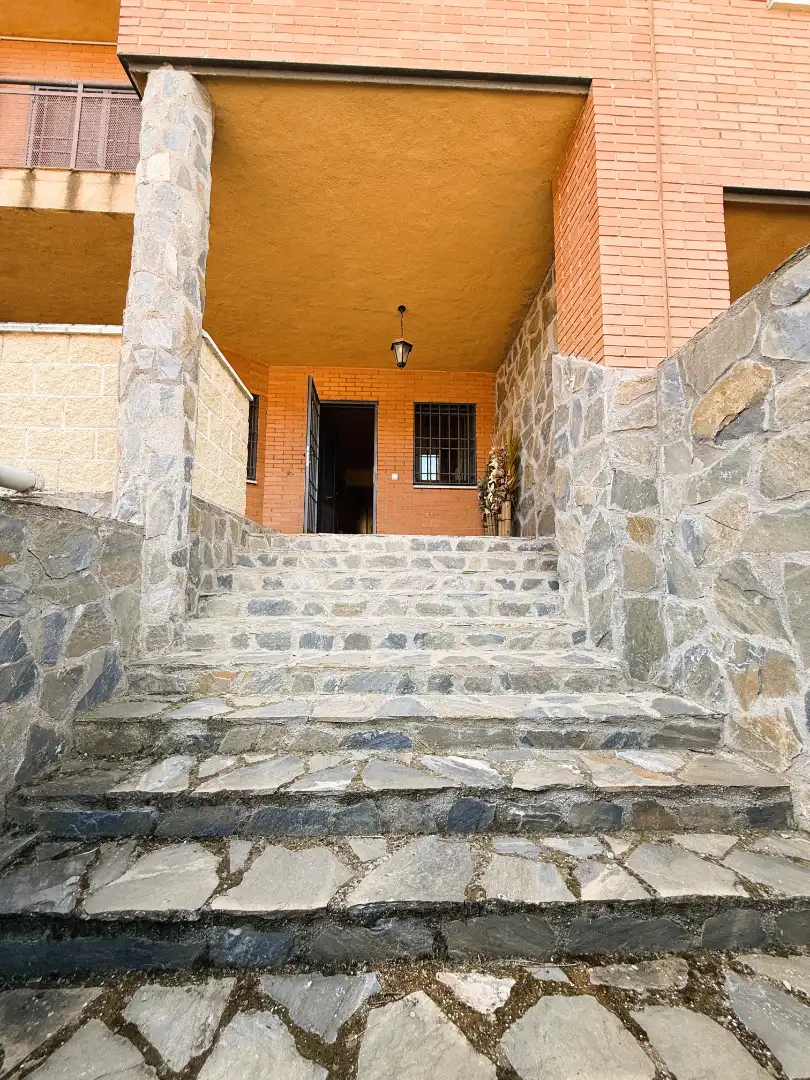 Detached homes for sale in Seseña  with Air Conditioner, Heating and Private garden