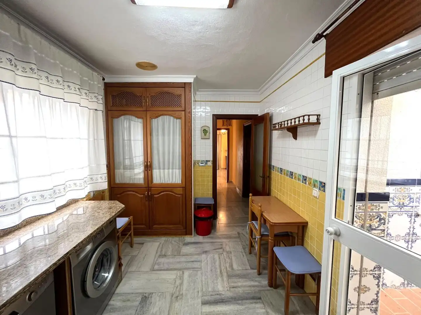 Cocina de Casa adosada en venta en Moguer con Aire acondicionado, Terraza y Trastero