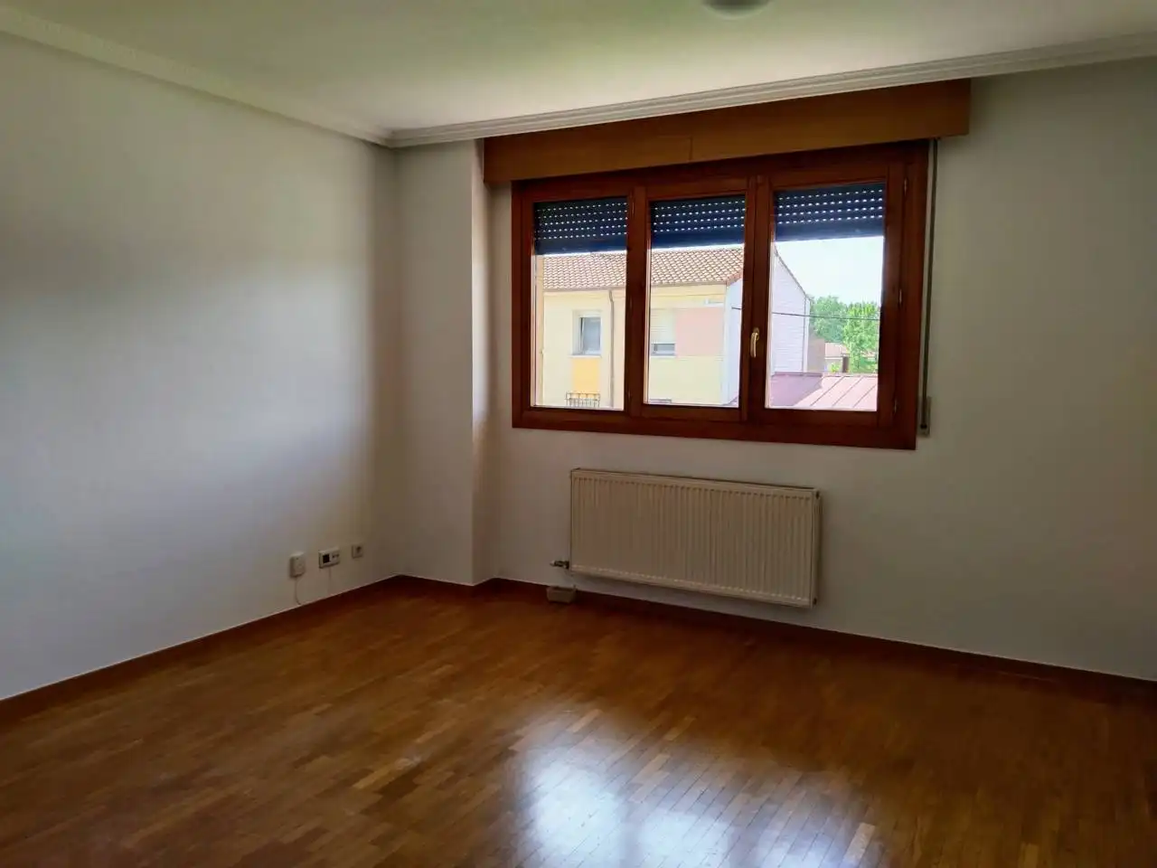 Habitación de Piso en venta en Burgos con Calefacción y Amueblado