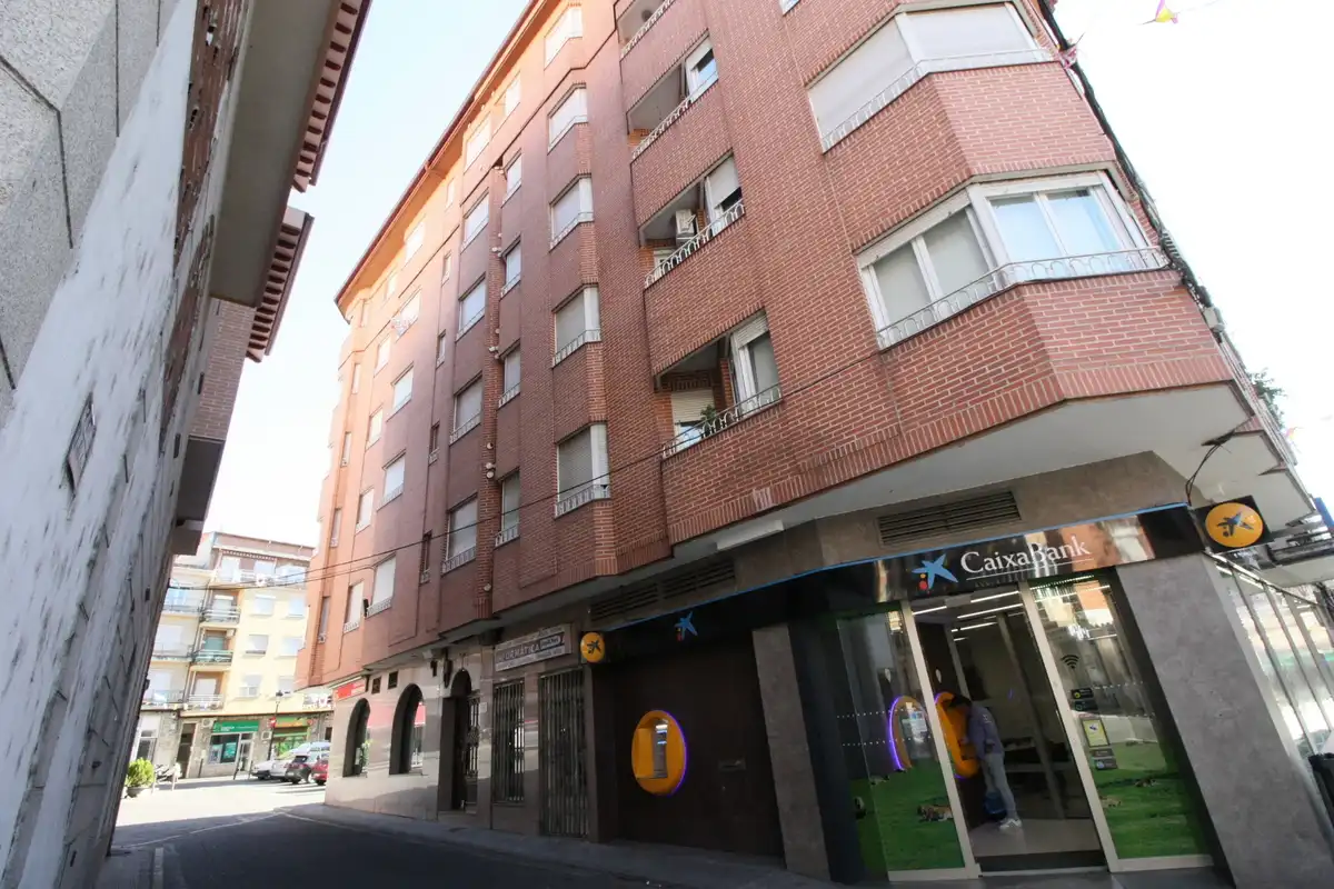 Außenansicht von Wohnung zum Verkauf in Arenas de San Pedro mit Heizung, Möbliert und Ofen
