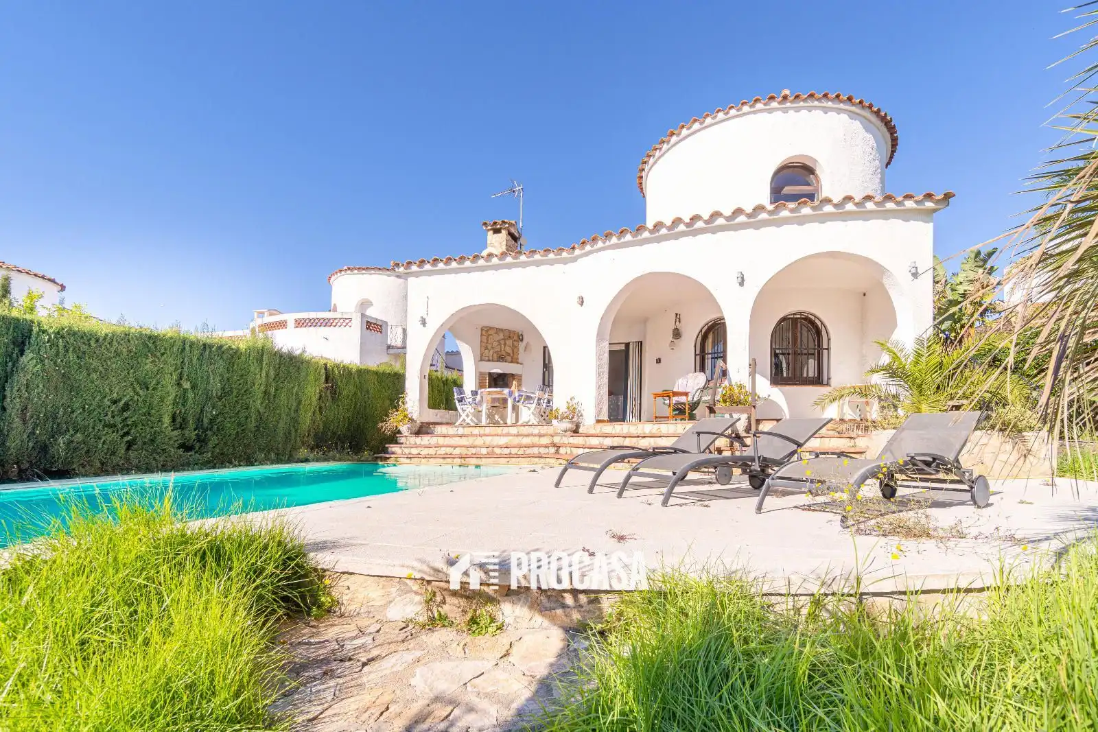 Vista exterior de Casa o xalet en venda en Empuriabrava amb Aire condicionat, Calefacció i Traster
