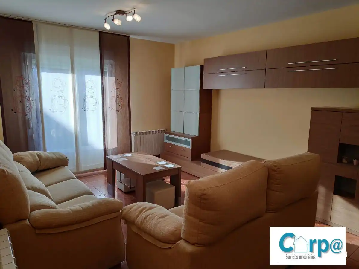 Casa adosada en venta en Andosilla