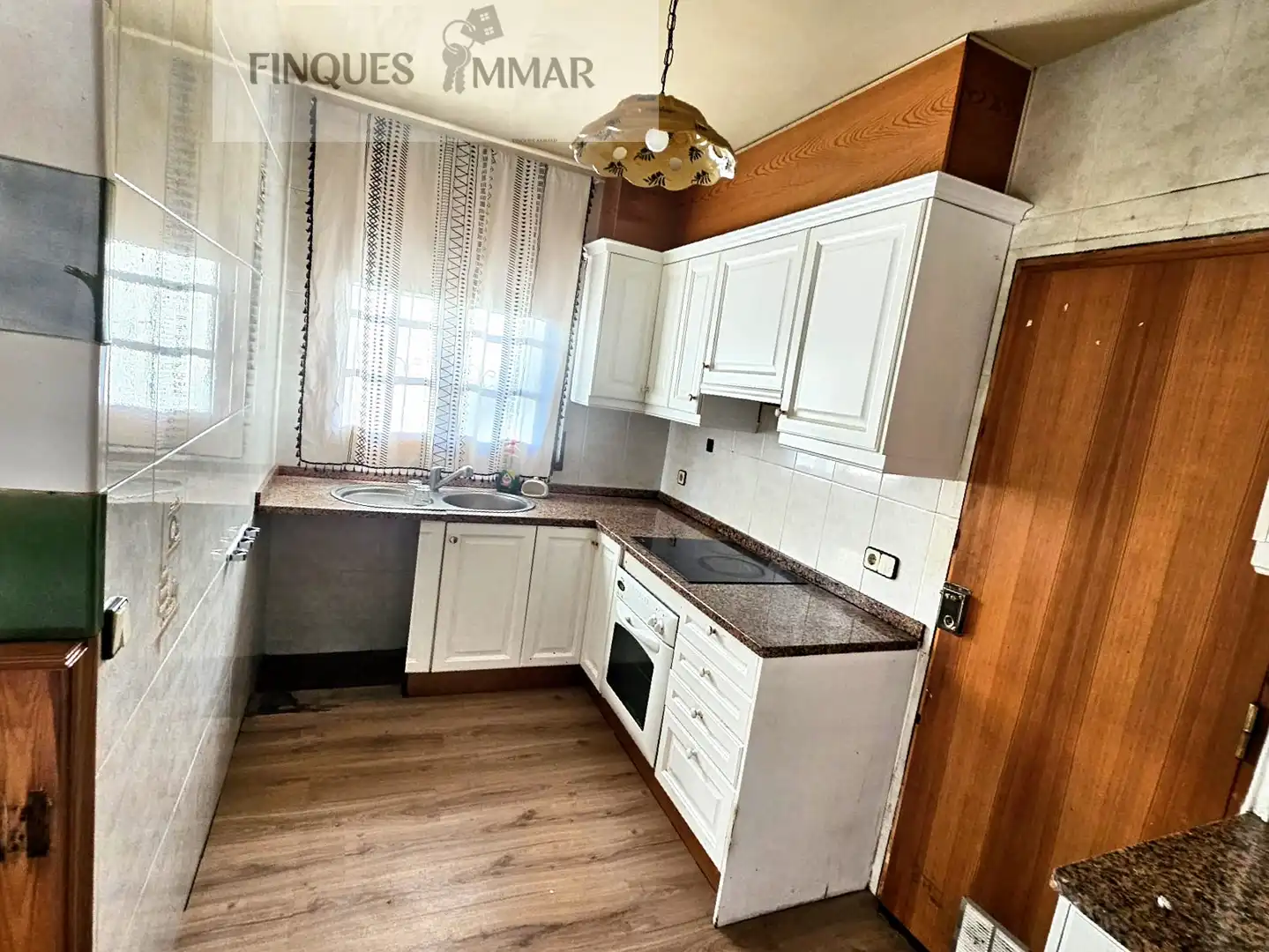 Kitchen of Houses for sale in Sils  with Private garden