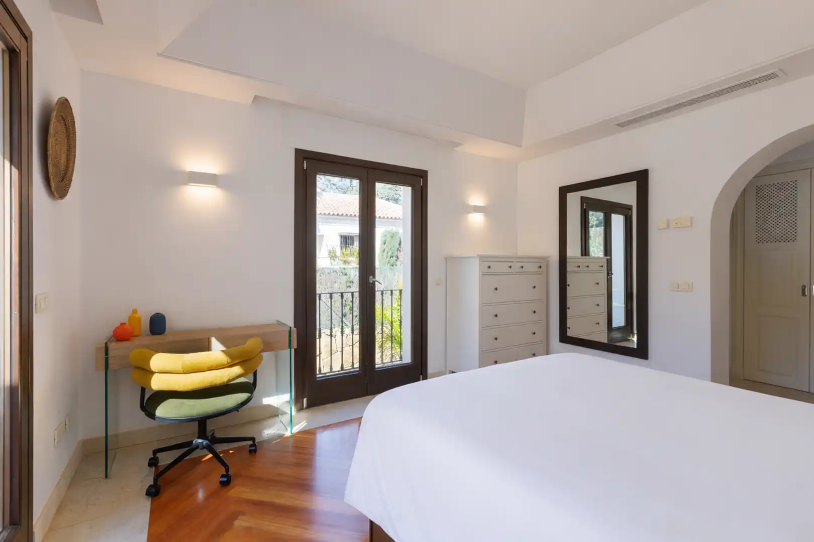 Habitación de Casa o chalet de alquiler en Estepona con Terraza