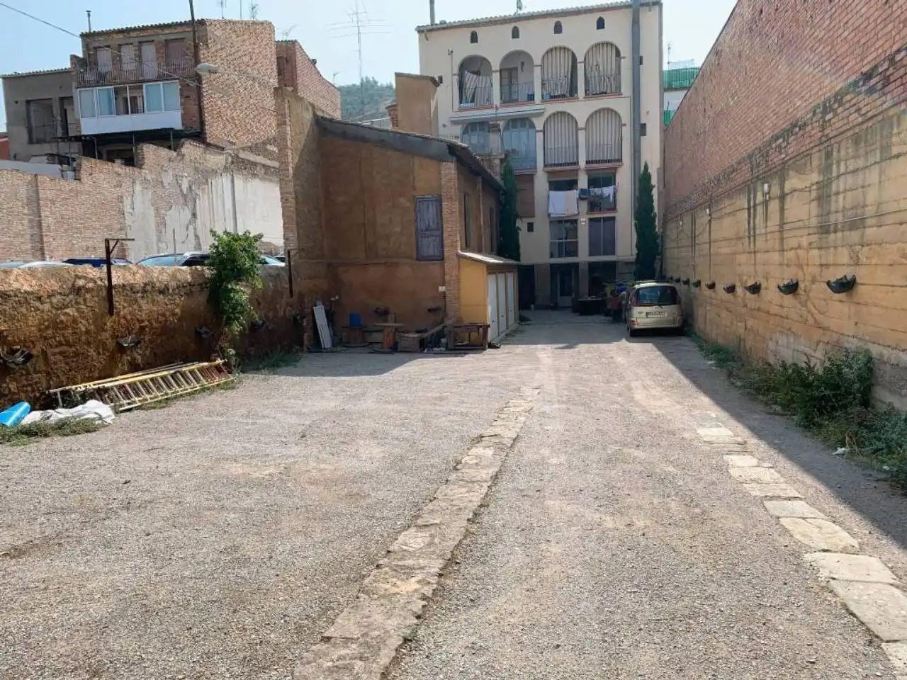 Aparcament de Edifici en venda en Ponts