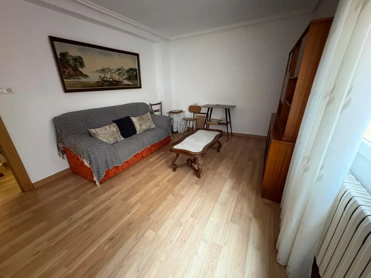 Sala d'estar de Pis en venda en León Capital 