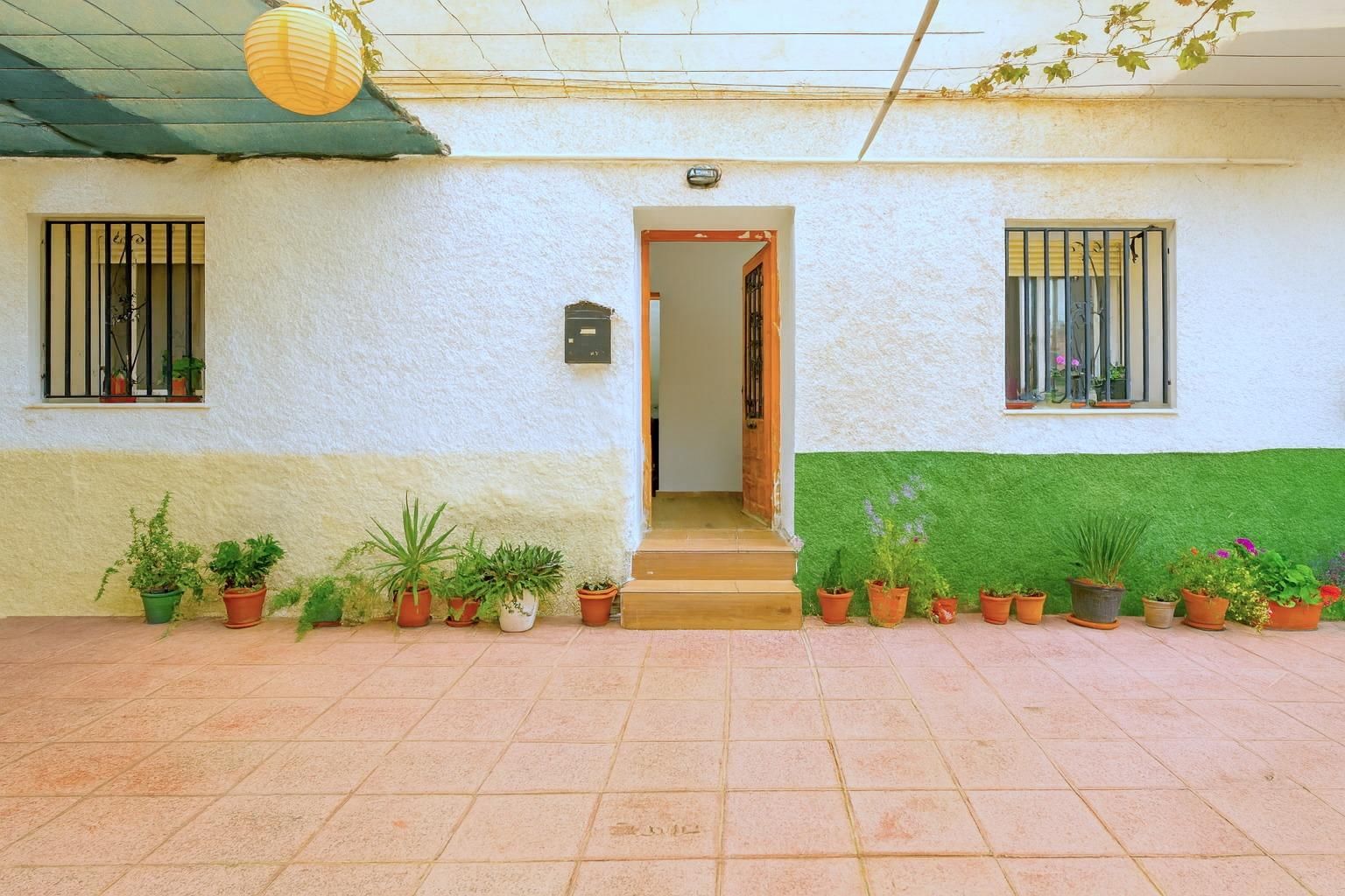 Garden of House or chalet for sale in Rioja  with Air Conditioner, Storage room and Balcony