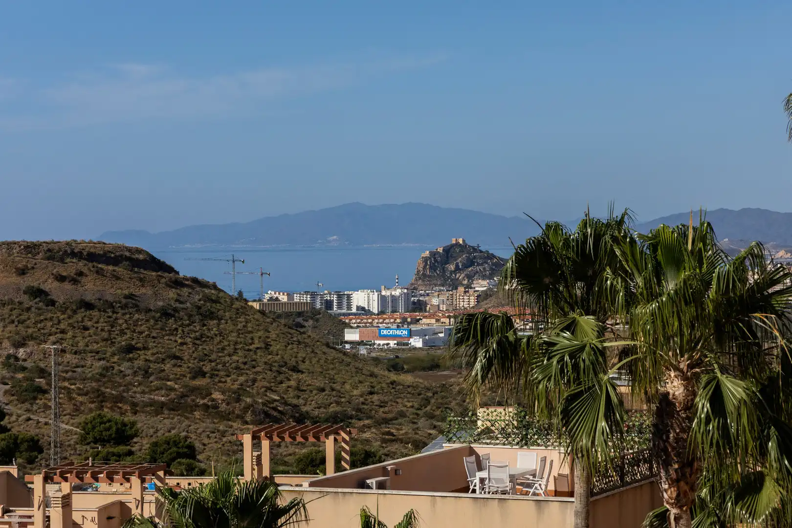 Außenansicht von Wohnungen zur Miete in Águilas mit Klimaanlage, Heizung und Terrasse