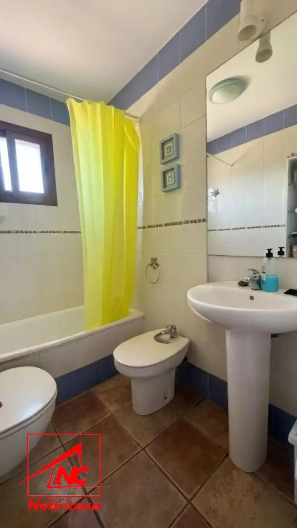Bathroom of Flat for sale in Zahara de los Atunes  with Air Conditioner, Terrace and Storage room