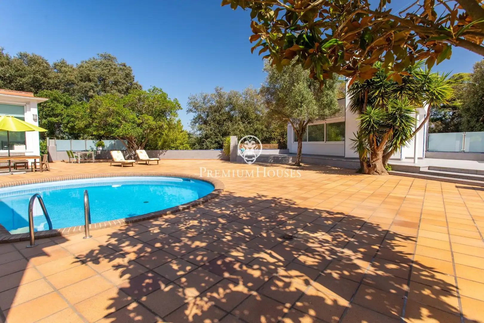 Exterior view of Houses for sale in Argentona  with Air Conditioner, Heating and Swimming Pool
