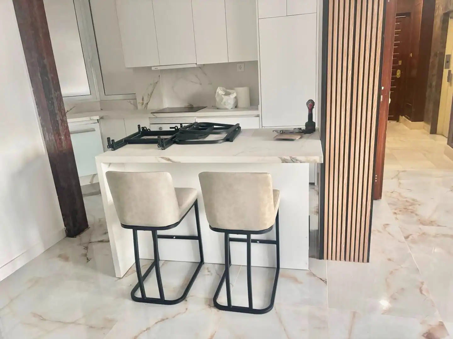 Cuina de Apartament de lloguer en Murcia amb Aire condicionat, Moblat i Rentadora