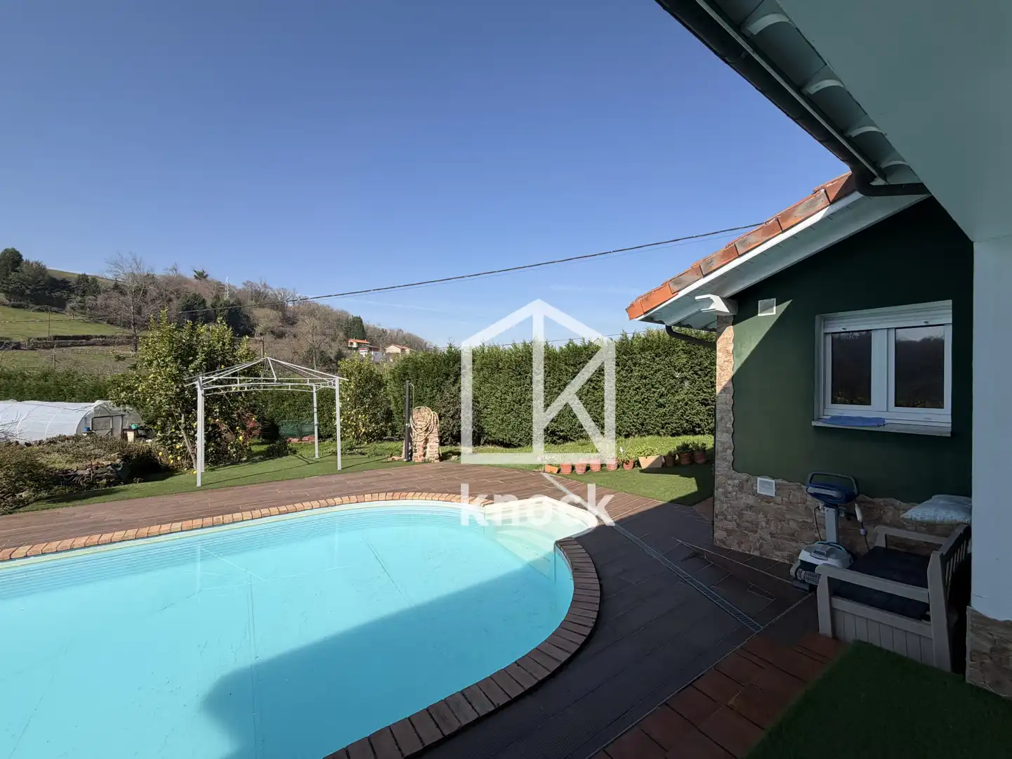 Piscina de Casa o xalet en venda en Langreo amb Calefacció, Terrassa i Traster