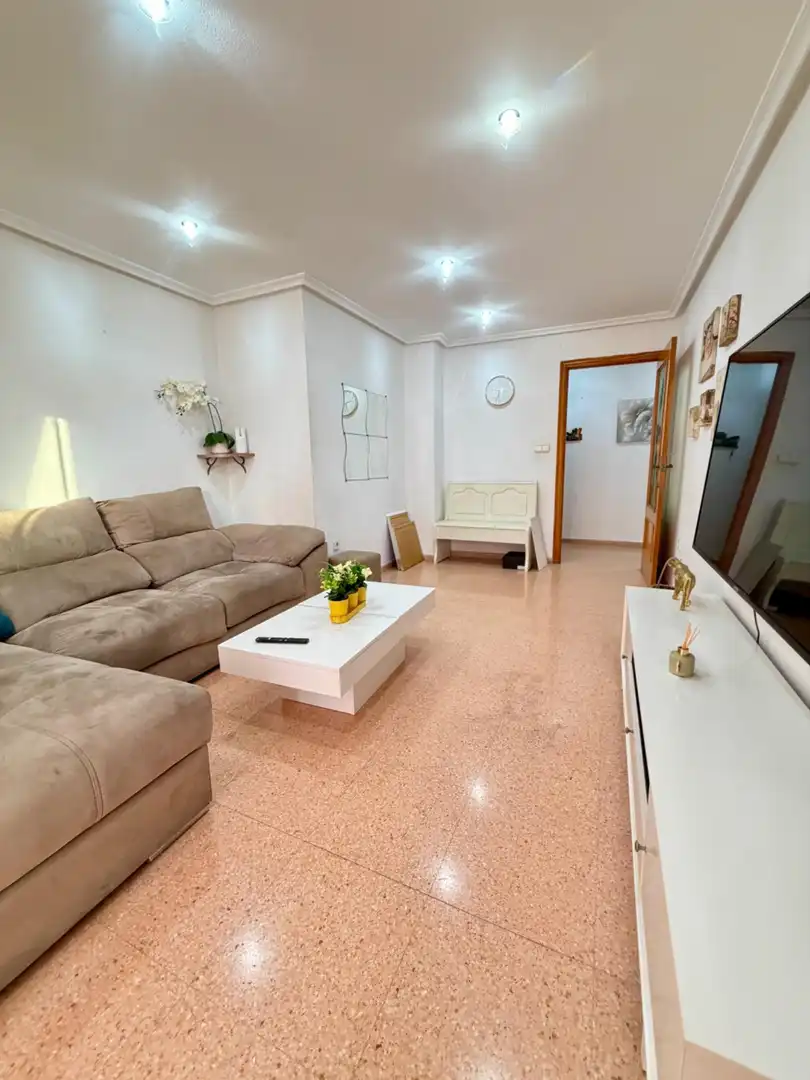 Appartamento con terrazza in vendita a Elche ciudad, imagen 3