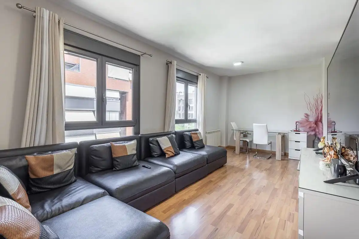 Living room of Flat for sale in Granada  with Air Conditioner, Heating and Private garden