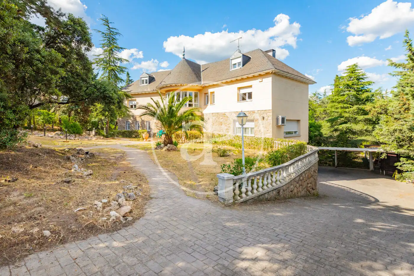 Exterior view of Houses for sale in Las Rozas de Madrid  with Air Conditioner, Heating and Private garden