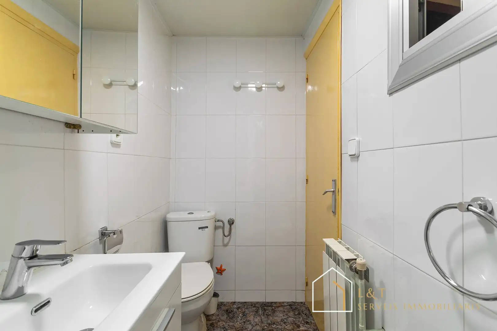 Bathroom of Houses for sale in Rubí  with Air Conditioner
