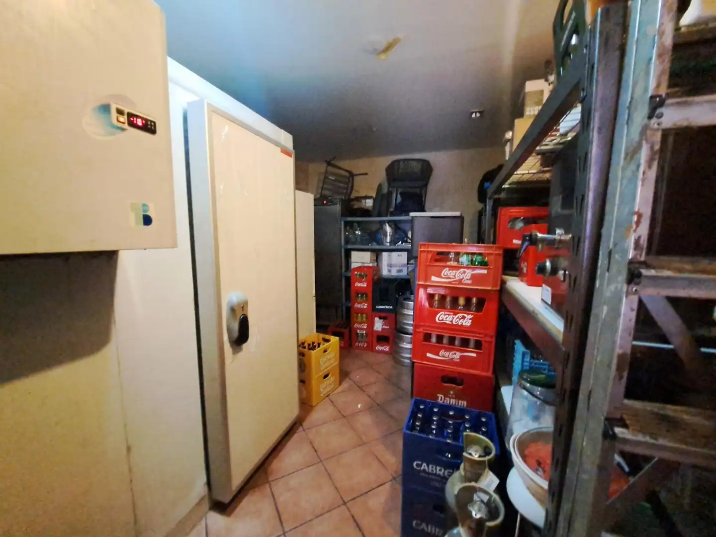 Local de alquiler en Santa María del Camí con Amueblado