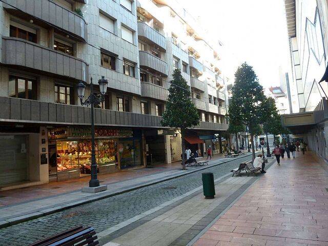 Oficina en Venta en Calle Gil de Jaz en Parque San Francisco - Uría