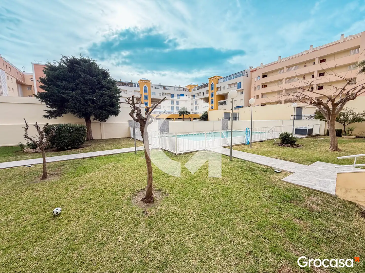 Piscina de Pis en venda en Vélez-Málaga amb Terrassa, Forn i Rentadora