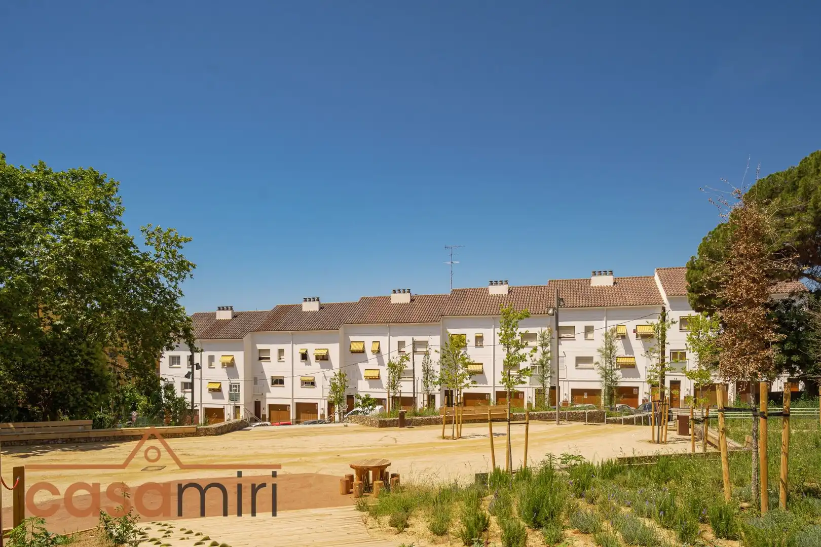 Vista exterior de Casa o xalet en venda en Arenys de Mar amb Calefacció, Jardí privat i Terrassa