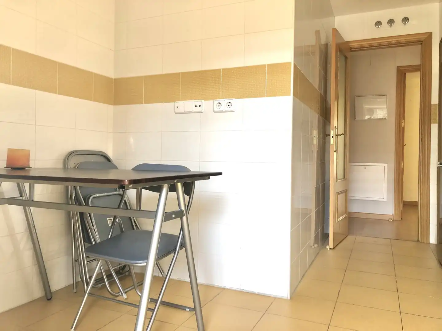 Cuina de Pis de lloguer en Getafe amb Calefacció, Terrassa i Moblat