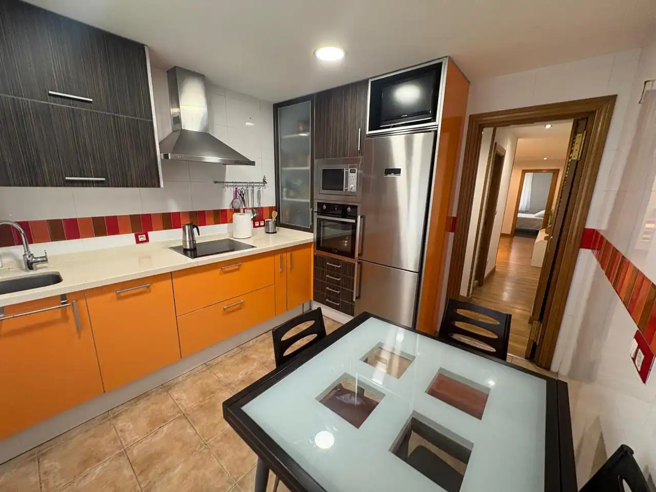 Cocina de Planta baja de alquiler en Gijón  con Calefacción, Terraza y Amueblado