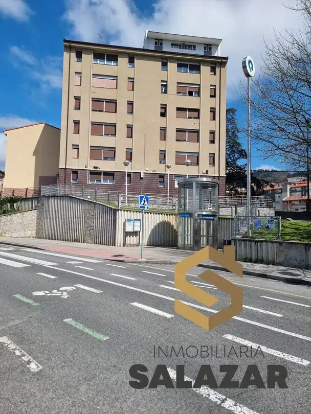 Aparcament de Pis de lloguer en Bilbao  amb Calefacció i Terrassa