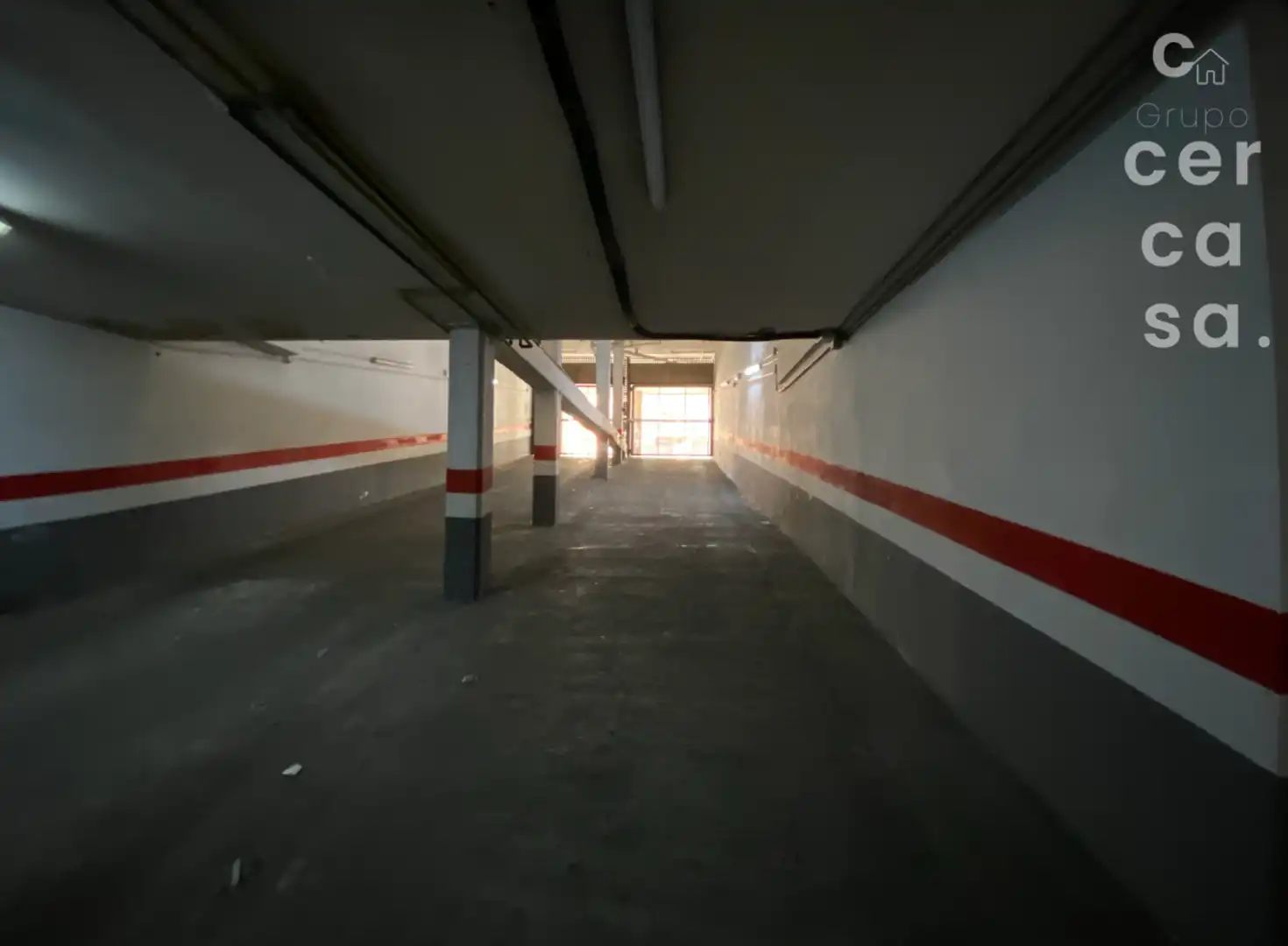 Parking de Casa adosada en venta en Tavernes Blanques con Terraza, Trastero y Balcón