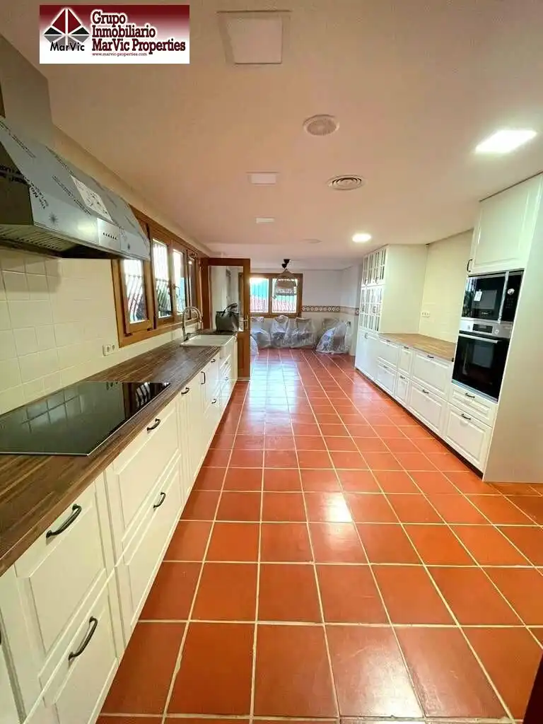 Cocina de Casa o chalet en venta en Gandia con Aire acondicionado, Calefacción y Jardín privado