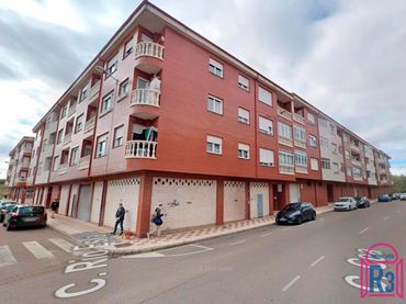 Local comercial de lloguer a Cea