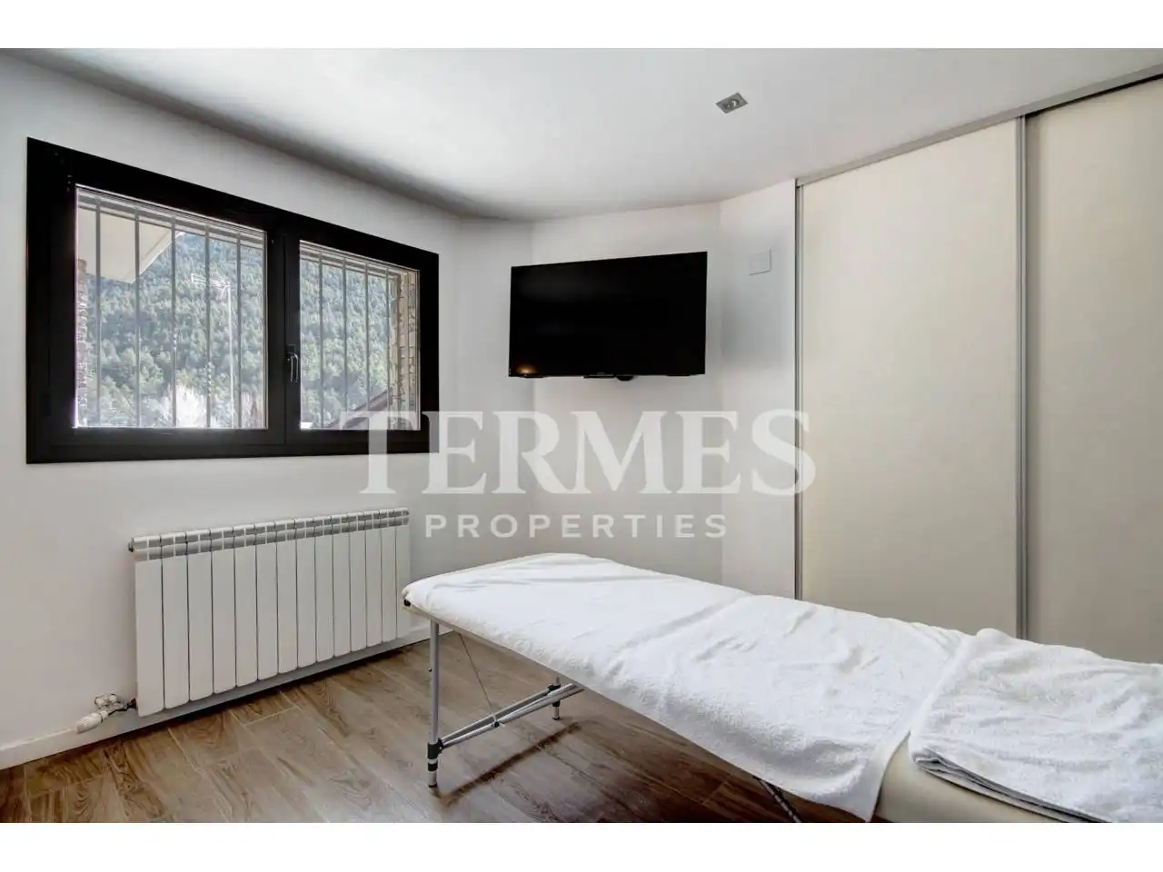 Habitación de Casa o chalet en venta en Alp con Calefacción, Jardín privado y Terraza