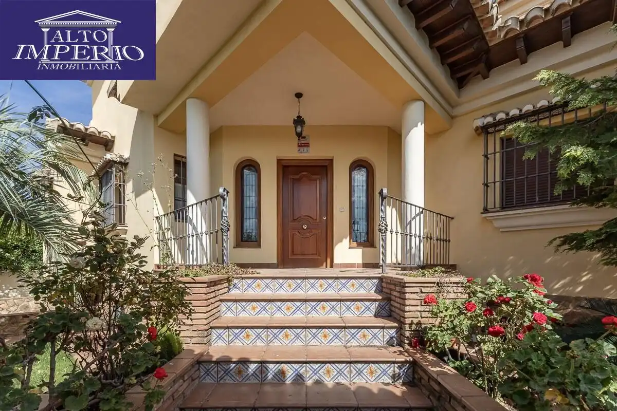 Casa con giardino in vendita a Calle MARIANA PINEDA, imagen 5