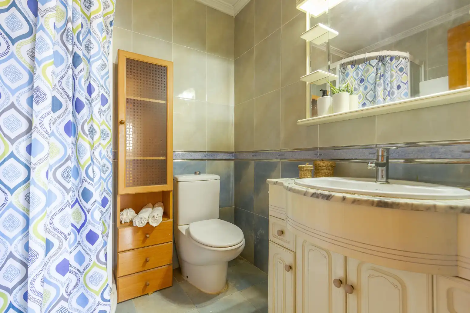 Baño de Piso en venta en Torrent con Aire acondicionado y Balcón
