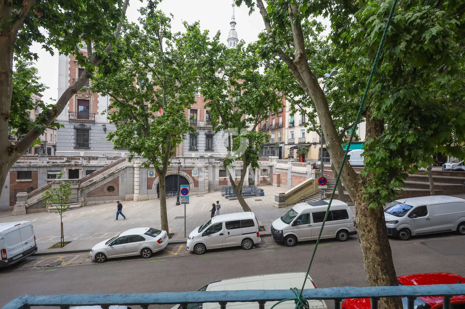 Vista exterior de Pis en venda en Madrid amb Calefacció i Moblat