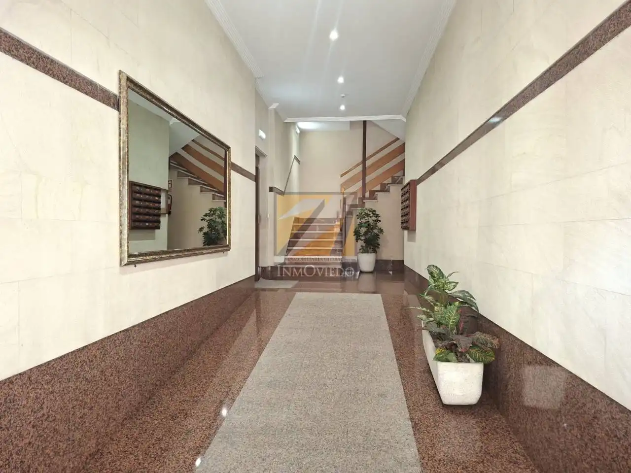Piso en venta en Oviedo  con Calefacción y Terraza