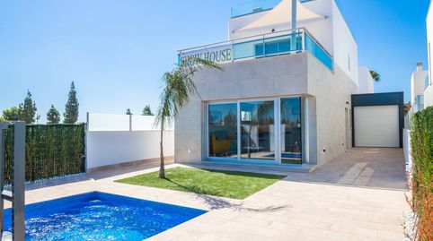 Foto 5 de Casa o chalet en venta en Juan Pablo II, Las Lomas de Rame - Bahía Bella, Los Alcázares